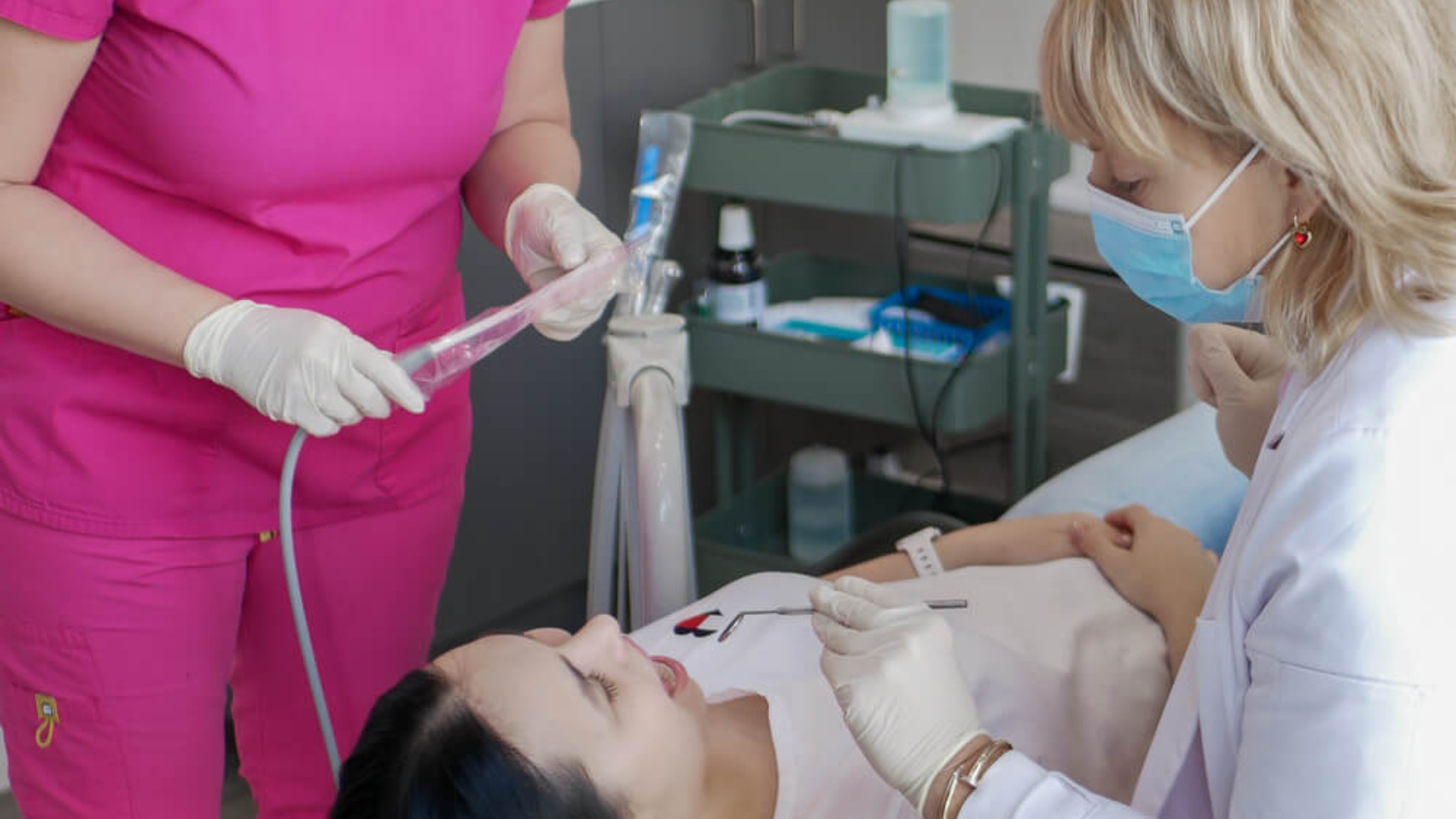 Encino Dental Care Trends: How Changing Neighborhoods Affect Your Long-Term Dental Health According to Local Dentists